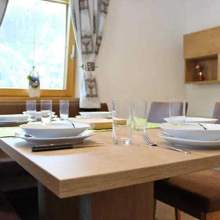 Spacious In With Ski Boot Heaters Appartement
