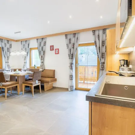 Appartement Spacious In With Ski Boot Heaters Saalbach-Hinterglemm